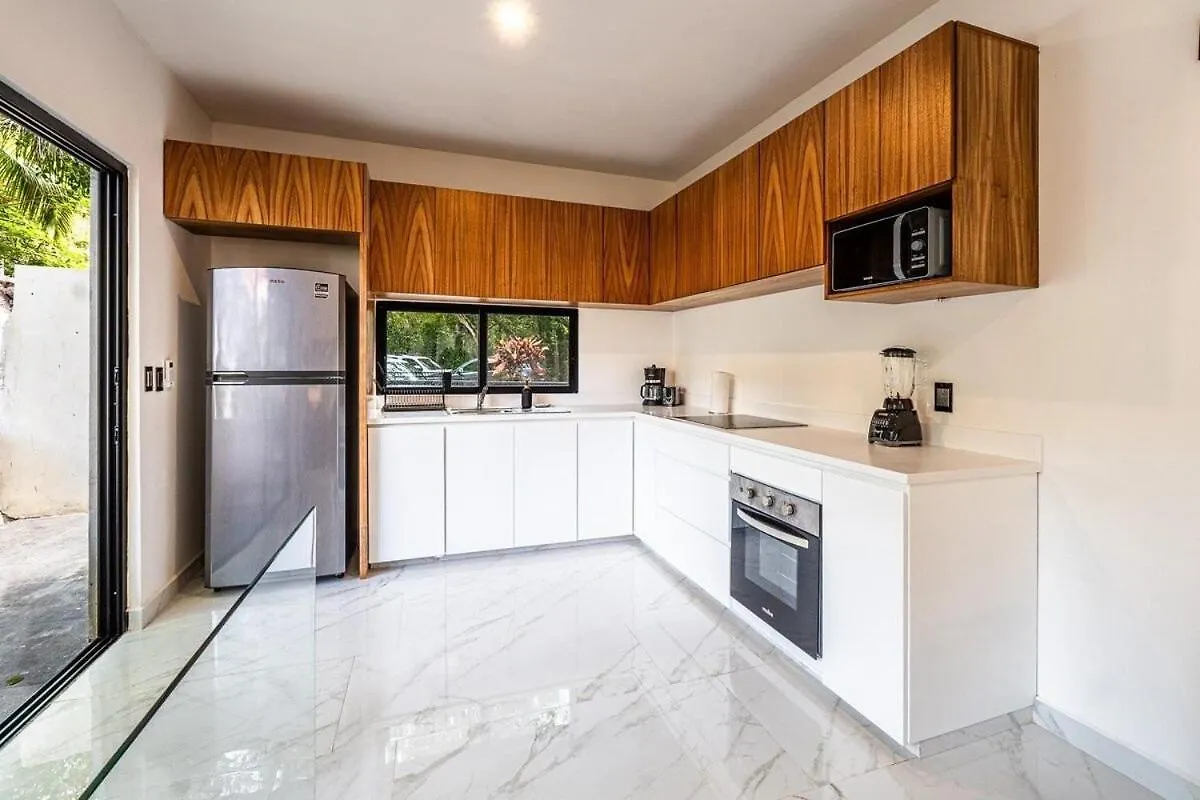 Apartment In Duplex One Block From Playacar Beach Playa del Carmen